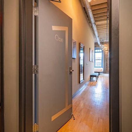 Hip Urban Loft - Small Town Charm - 124 Lofts #1 West Dundee Zewnętrze zdjęcie